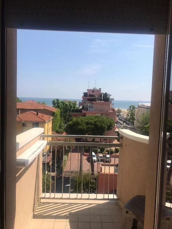 Hotel Apogeo - Breakfast Experience Римини 3*,  Италия