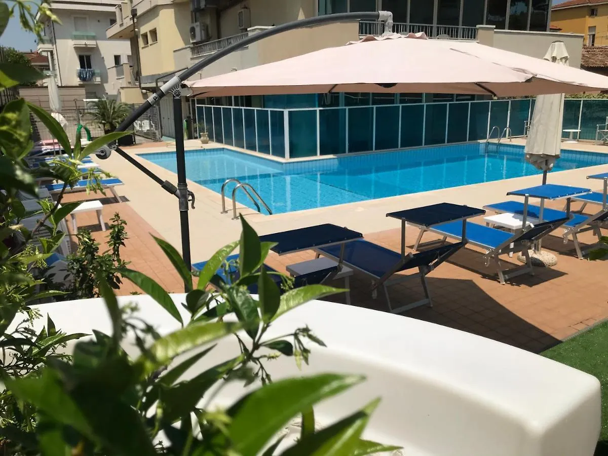 Hotel Apogeo - Breakfast Experience Rimini Italy