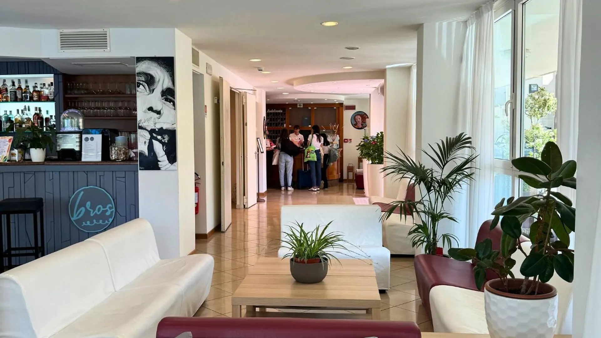 Hotel Apogeo - Breakfast Experience Rimini