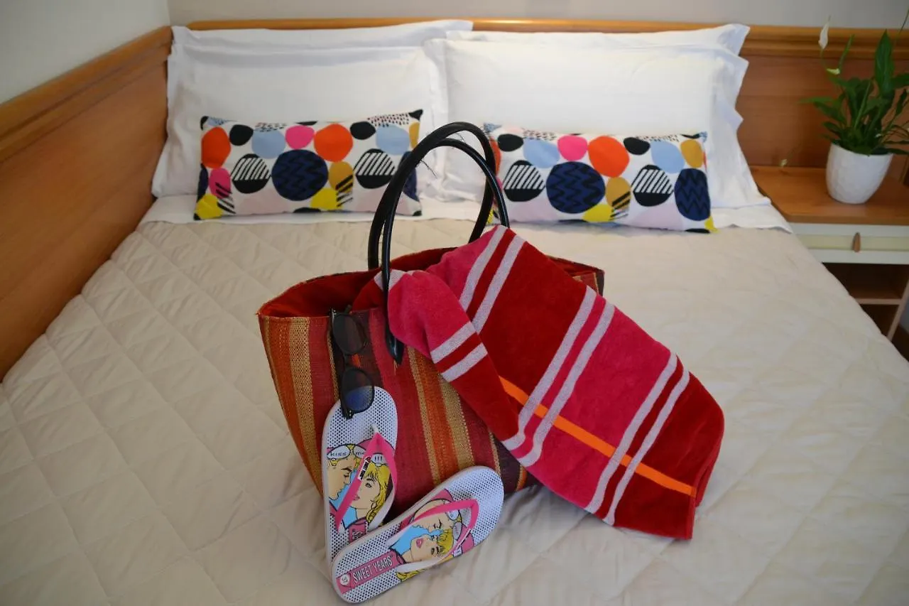 Hotel Apogeo - Breakfast Experience Rimini 3*,